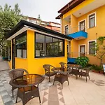 Hotel Suzanne & Restaurant