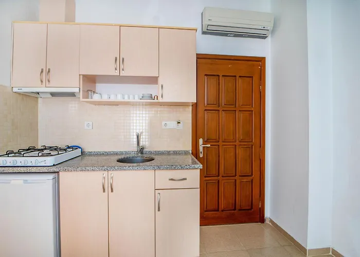 Hotel Suzanne Hotel&restaurant *