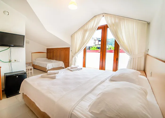 Suzanne Hotel&restaurant Hotel *