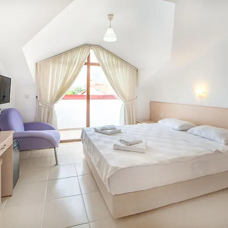 Suzanne & Restaurant *