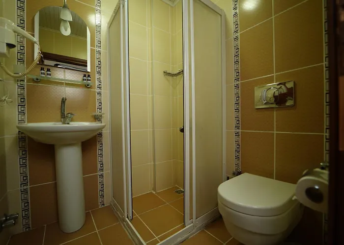 Suzanne & Restaurant Hotel