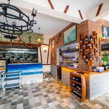 Suzanne & Restaurant *